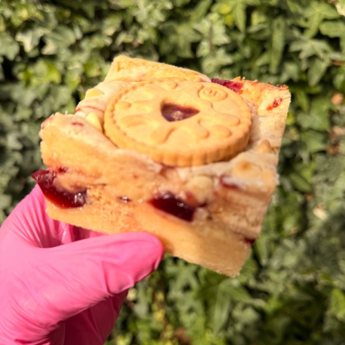 Jammy Dodger Blondies